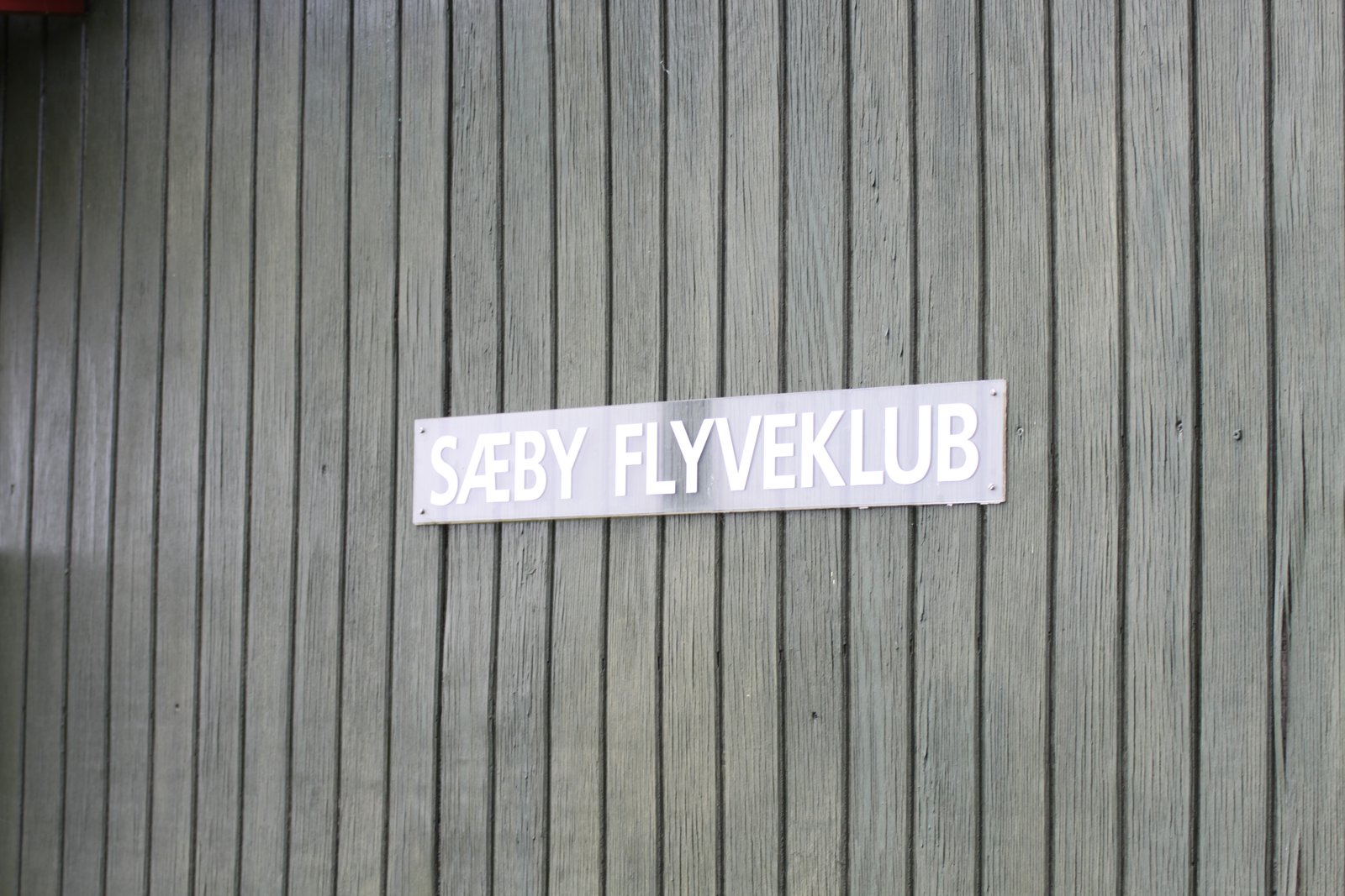 The sign on Sæby Flyveklub’s clubhouse